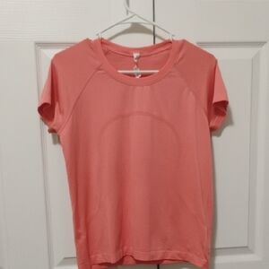 Lululemon Women's Peach Short Sleeve Top, Size 10